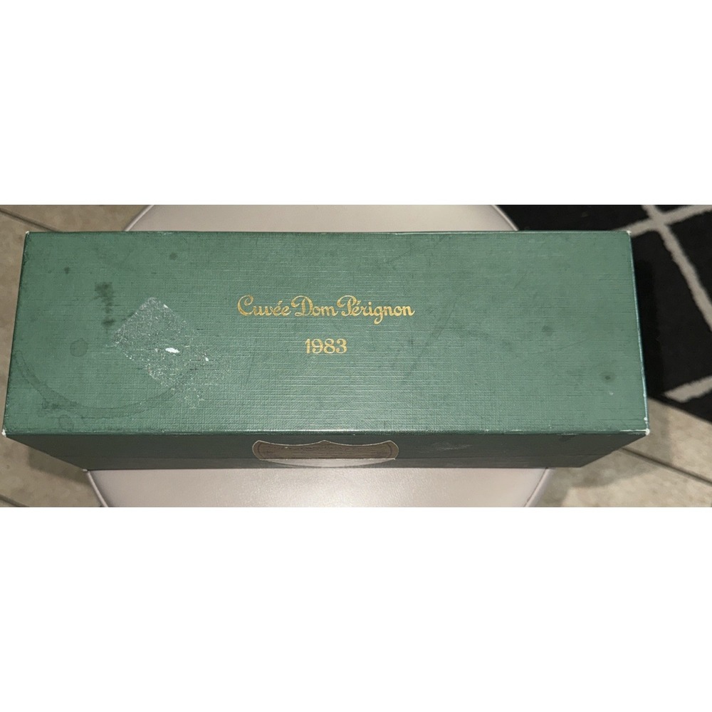 Vintage Cuvee Dom Perignon 1983 Empty Champagne‎ Box W/ Booklet - Picture 3 of 10